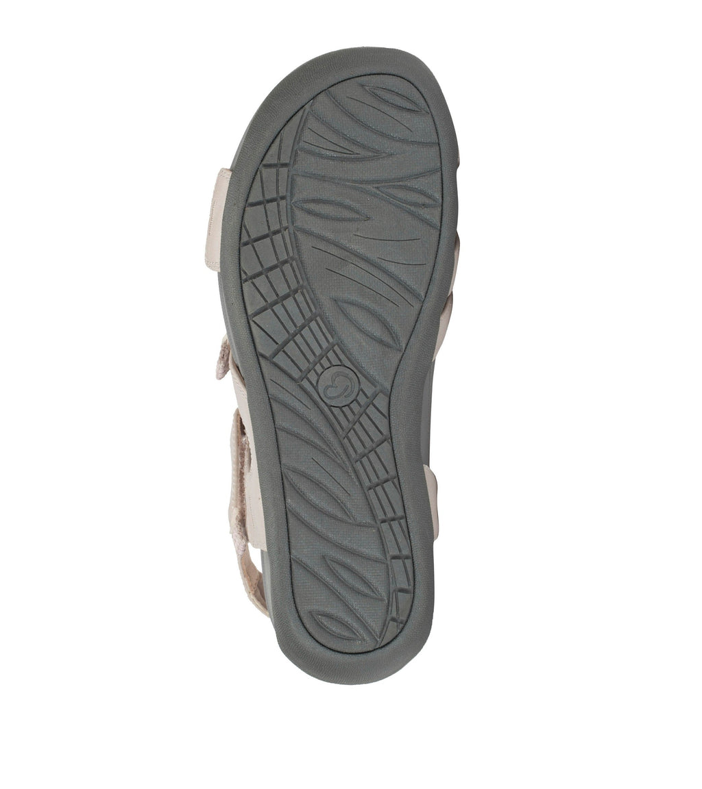 Danny Sandal
