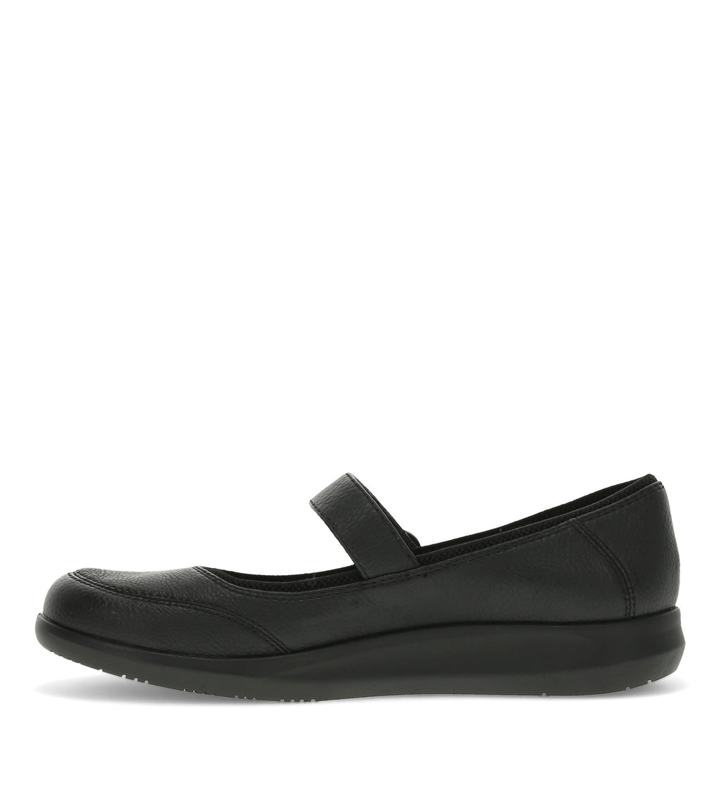 Joesie Mary Jane Flat