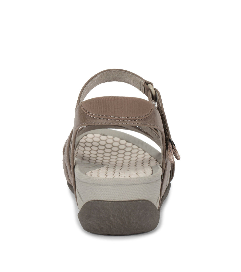 Danny Sandal