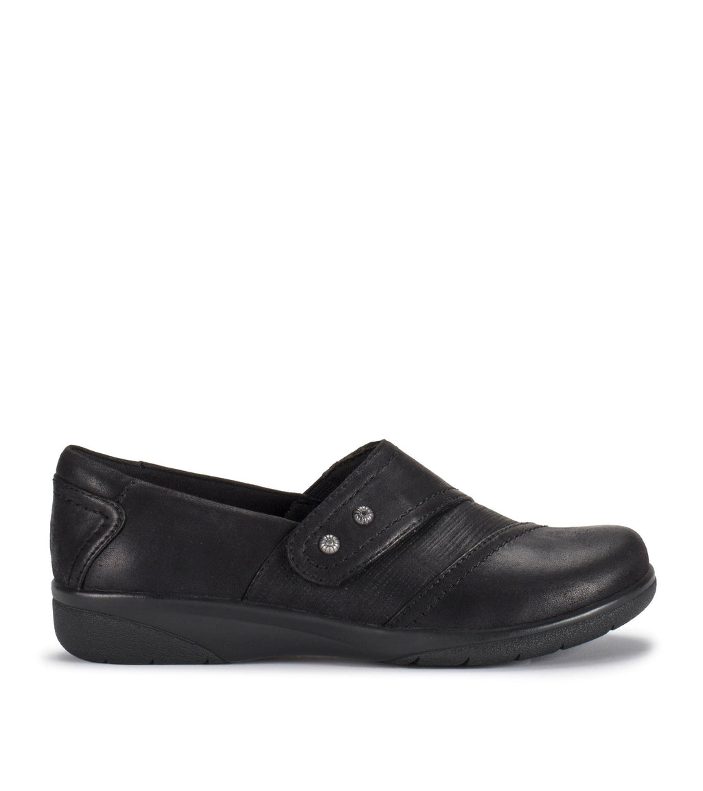 Darma Slip On
