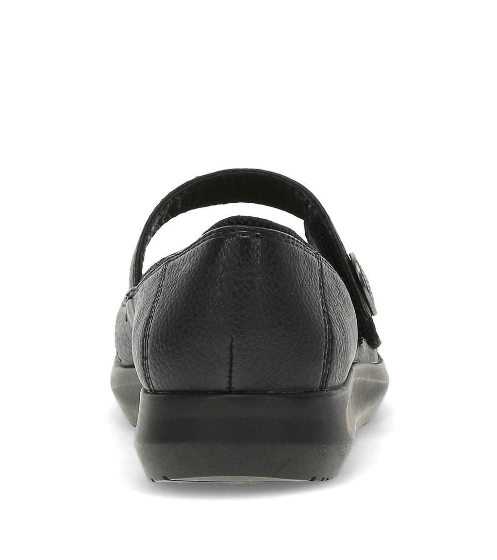 Joesie Mary Jane Flat