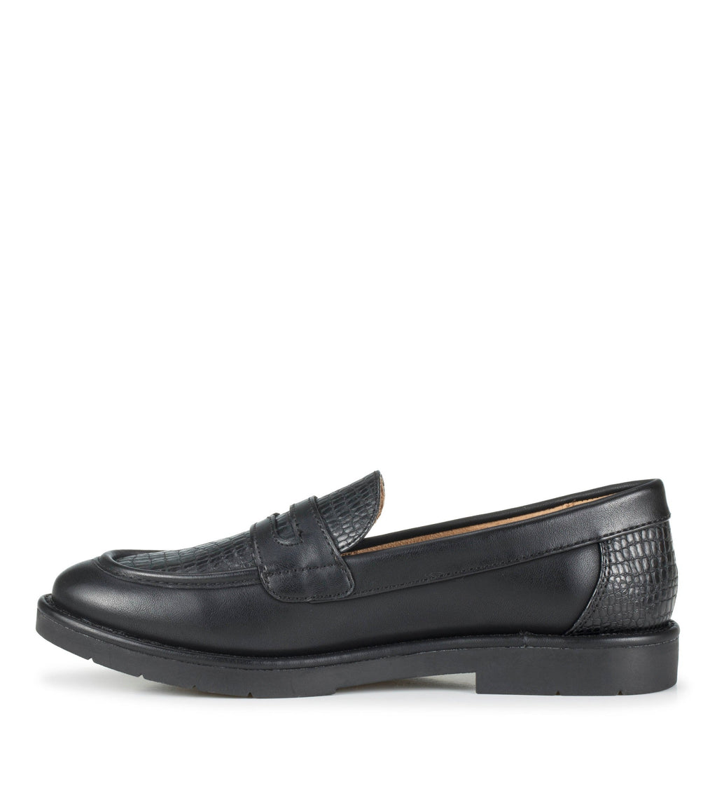 Calli Loafer