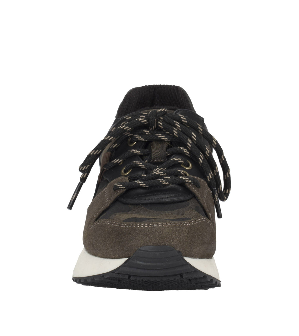 Cabriole Sneaker