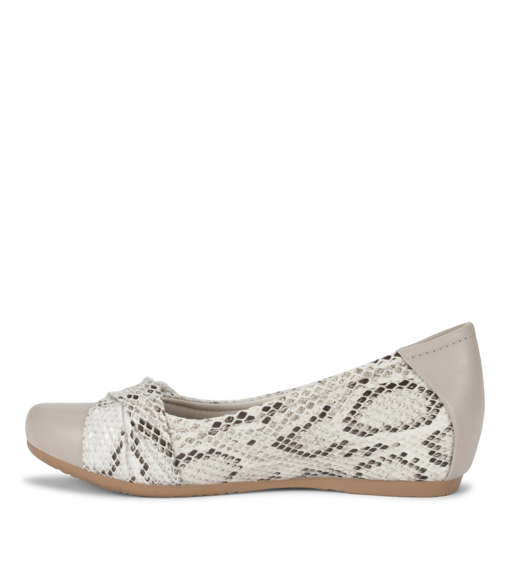 Mitsy Casual Flat